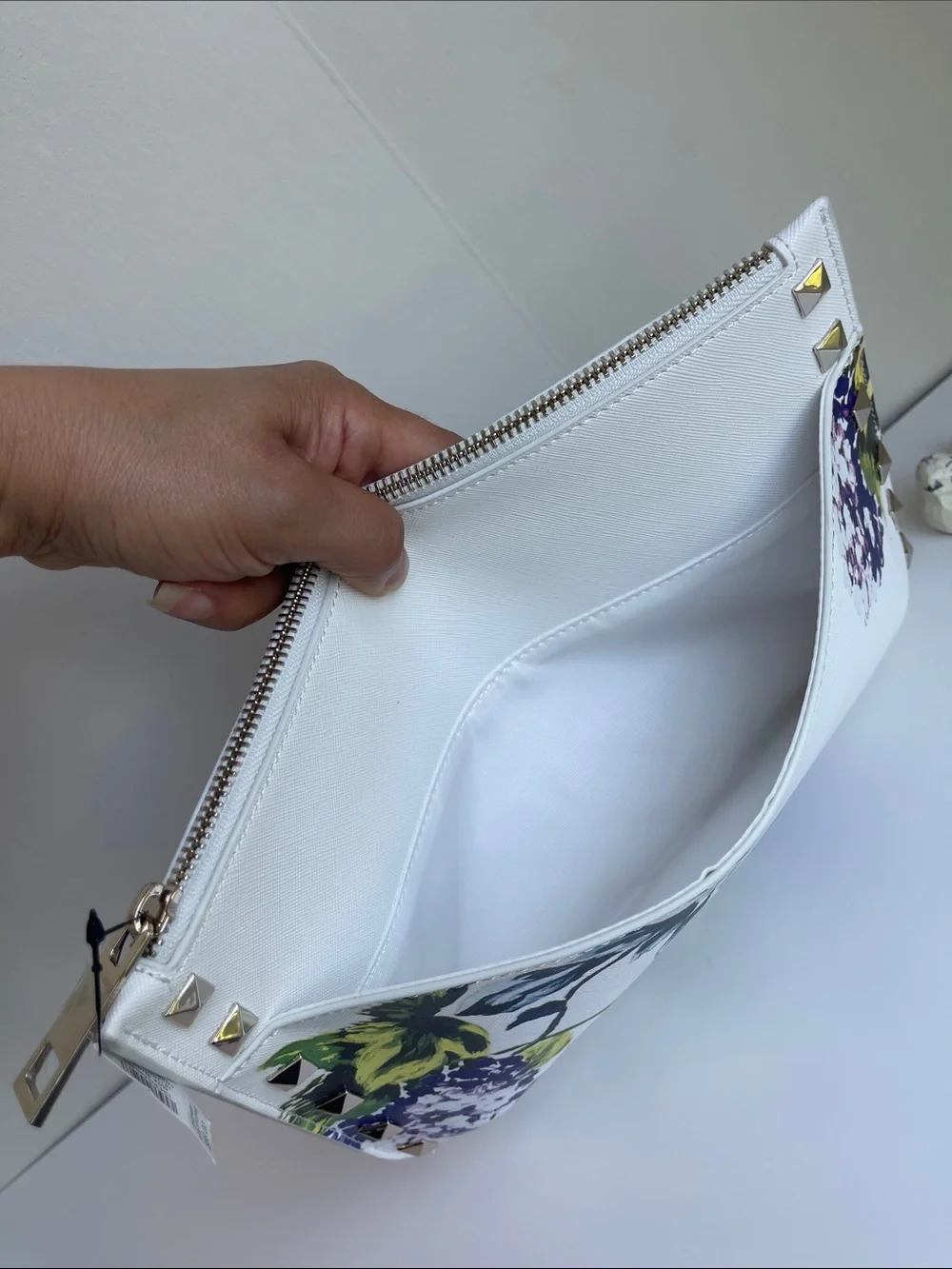 White House Black Market Clutch New With Tag 🏷️ - Picture 11 of 12
